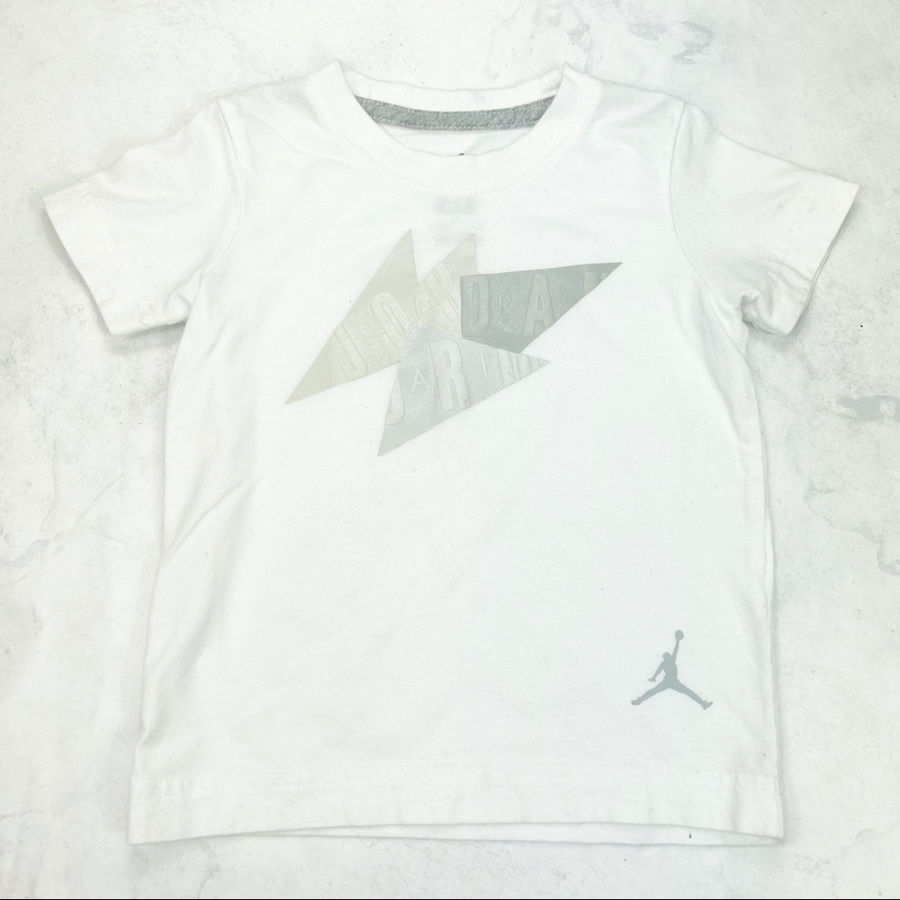 [Jordan] White Graphic Tee